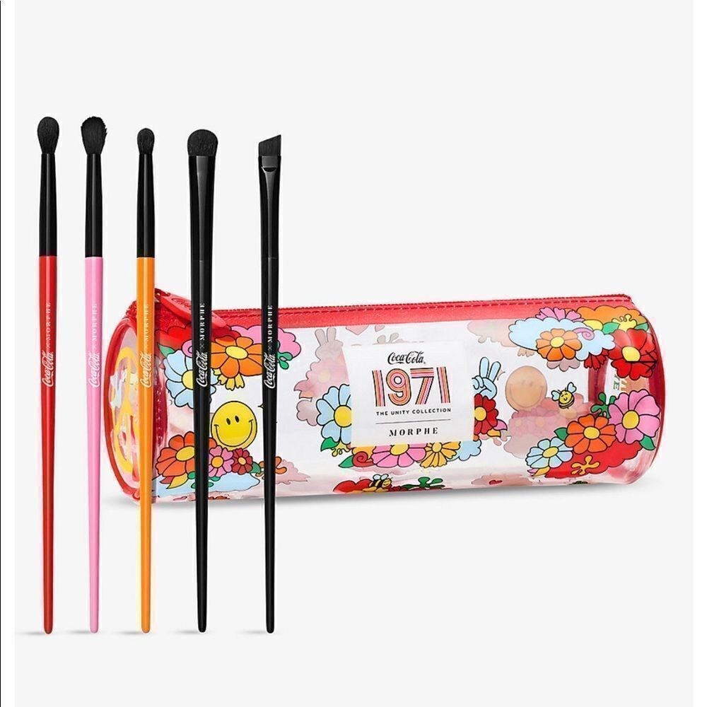 Morphe x Coca Cola brush set